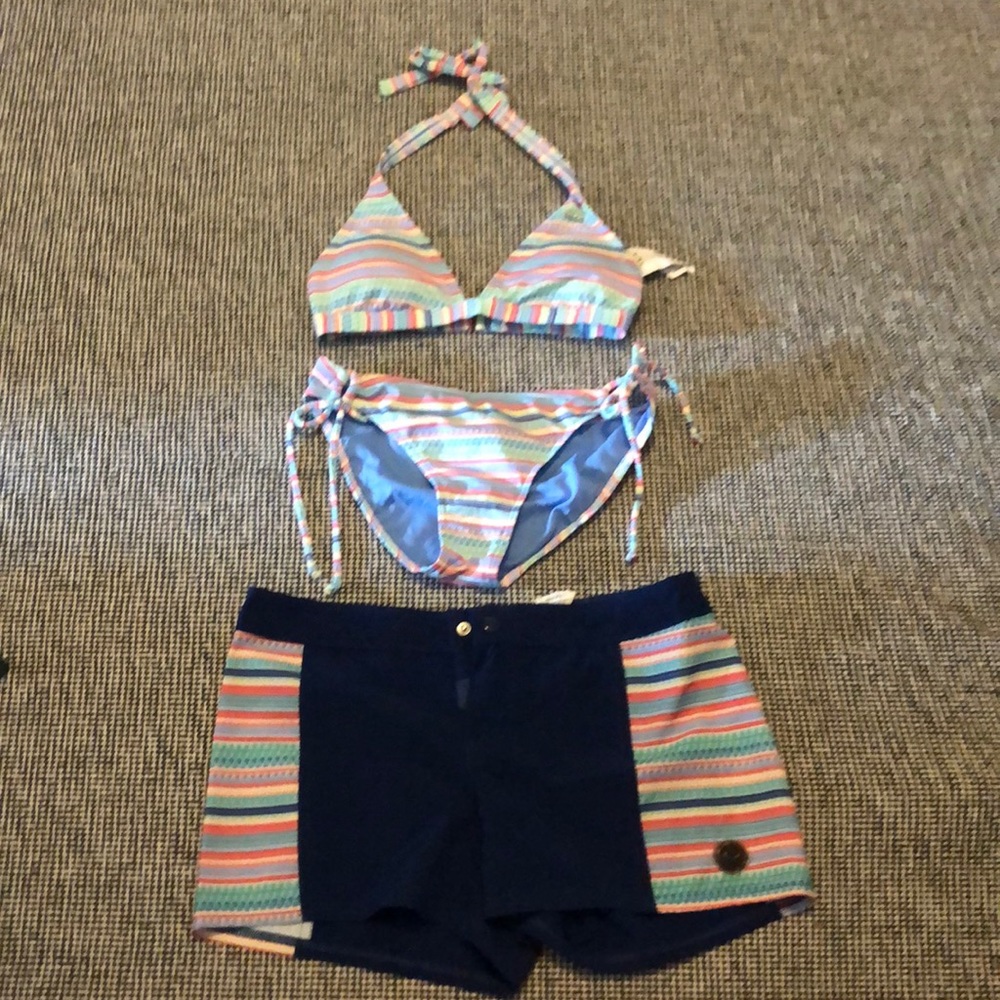 Roxy - Bikini Set + Pants Bundle